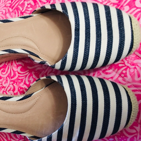 NEW J. JILL Wedge-Heel Espadrilles Cecile (Navy Blue and Cream) New. Never Worn. - Picture 6 of 11